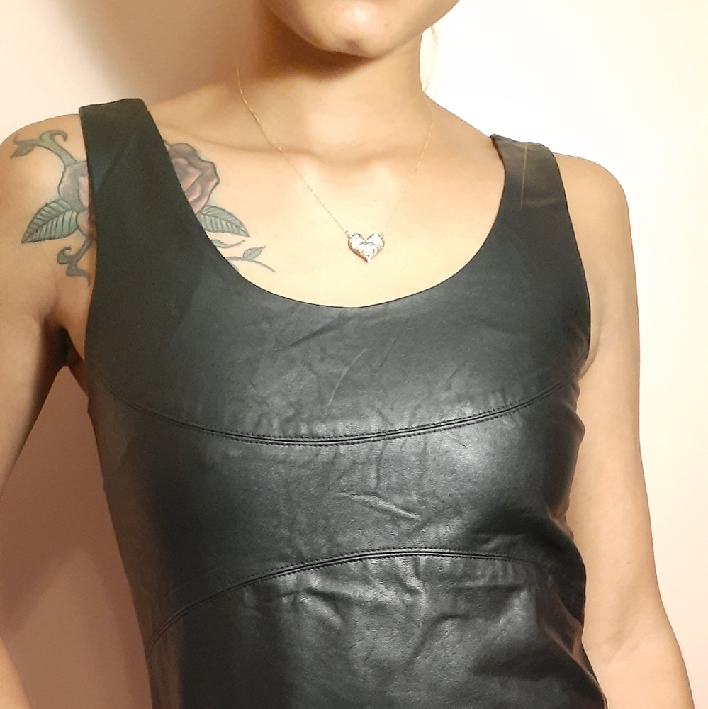 Black sleeveless PU Leather Mini Dress